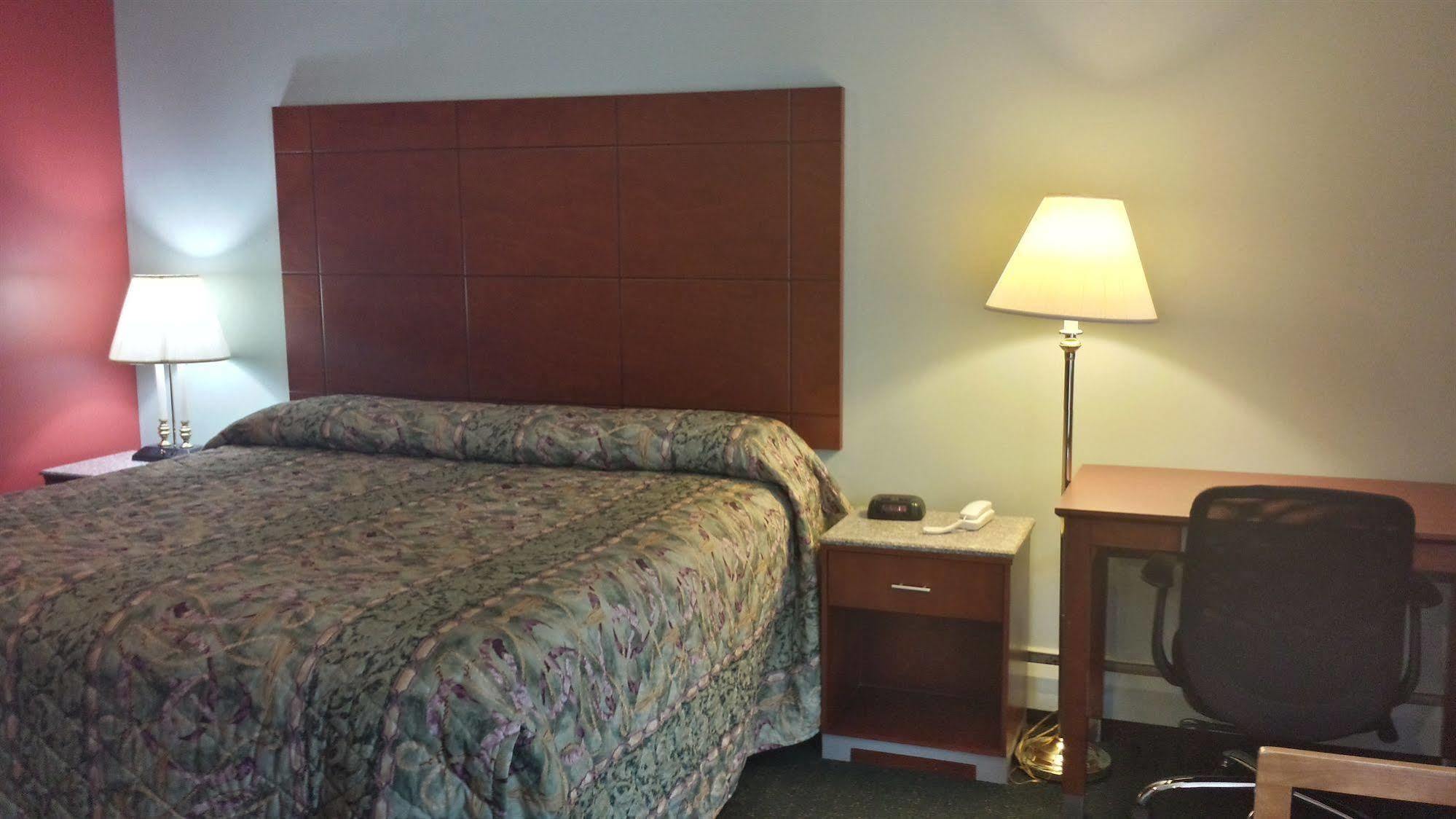 Budget Inn Fairport Εξωτερικό φωτογραφία