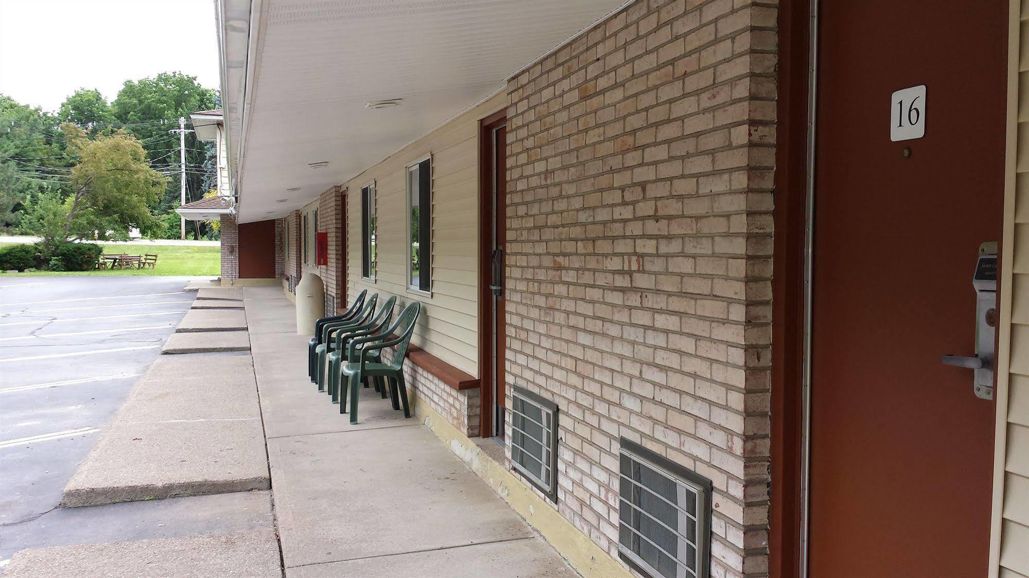 Budget Inn Fairport Εξωτερικό φωτογραφία